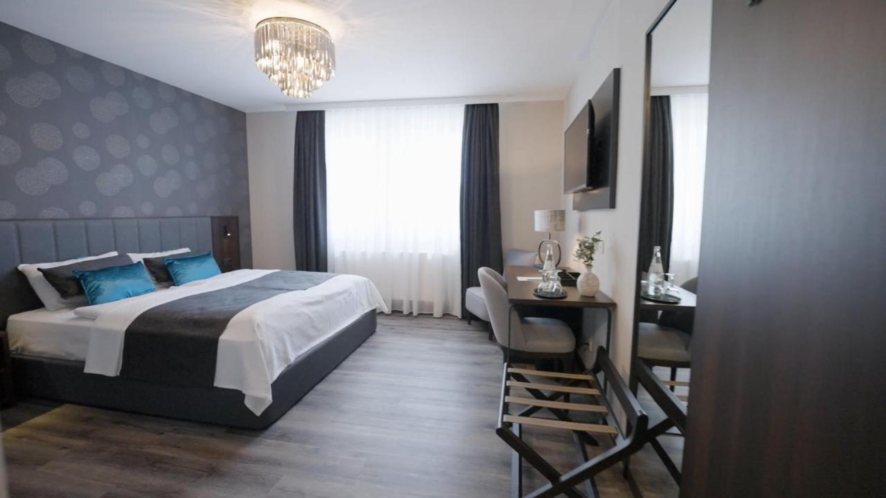 Hotel Busch Gutersloh Bagian luar foto