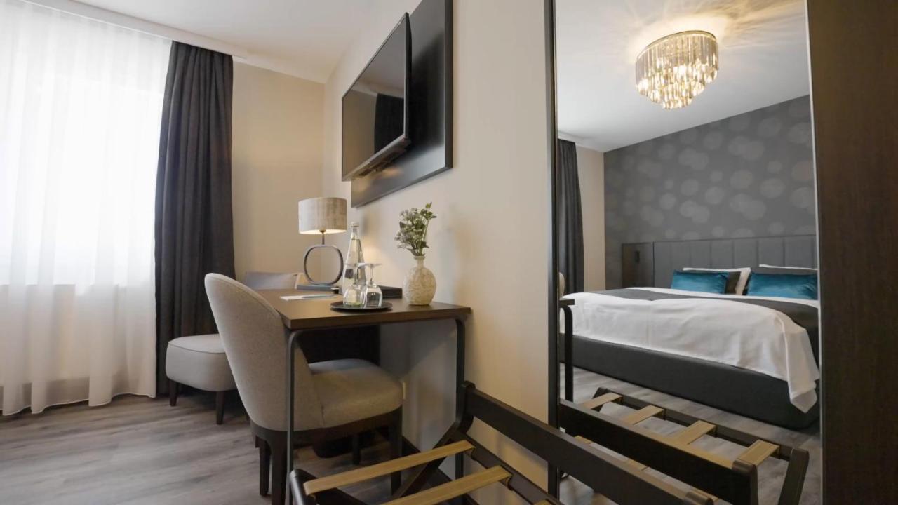 Hotel Busch Gutersloh Bagian luar foto